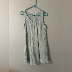 Sleeveless Light Green Dress